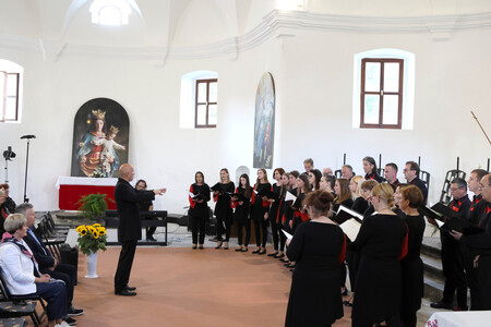KOMORNI ZBOR FRAN GERBIČ LETNI KONCERT 14 FOTO LJUBO VUKELIČ